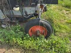 Allis Chalmers Gleaner F Combine