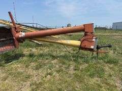 Westfield MK100-61 Grain Auger with Hopper