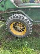 John Deere 329 Manure Spreader