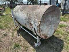 Large Farm Liquid Storage Tank