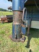 TravAlong Livestock Trailer, 1991 Gooseneck, 20ft x 82in