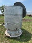 Pride Metal Hog Feeder