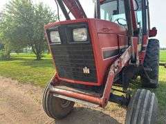 International 5088 Tractor with Koyker Loader, 1982