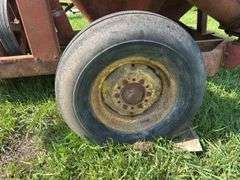 Farmhand Feedmaster Feed Wagon H805-A Model