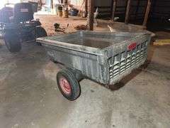 Rubbermaid Tow Behind Garden Cart
