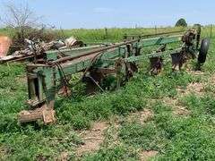 John Deere Plow - 6 Bottom