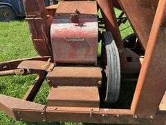 Farmhand Feedmaster Feed Wagon H805-A Model