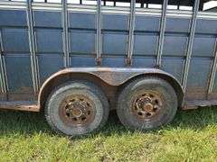 TravAlong Livestock Trailer, 1991 Gooseneck, 20ft x 82in