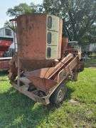 Farmhand Feedmaster Feed Wagon H805-A Model