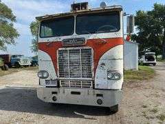 White Freightliner Cabover Tractor Truck