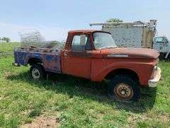 Ford F-250 Custom Cab Pickup Truck, 1963