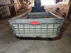 Rubbermaid Tow Behind Garden Cart