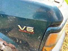 1995 Dodge Dakota Sport Pickup Truck