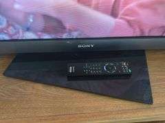 Sony Bravia 55" LCD TV Model KDL-55EX500 with Remote