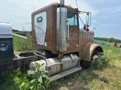 1985 Freightliner Truck Tractor