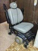 Pride Jazzy Select 6 Power Wheelchair