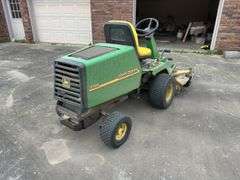 John Deere F725 Front Mower