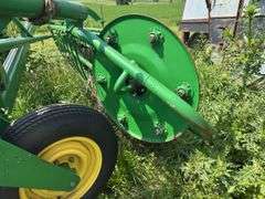 John Deere 705 Hay Rake