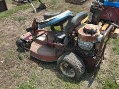 Snapper Extra Tough Hi-Vac Riding Mower