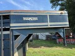 TravAlong Livestock Trailer, 1991 Gooseneck, 20ft x 82in