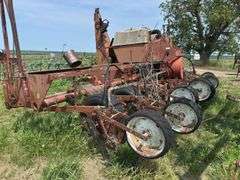 International 400 6-Row Planter