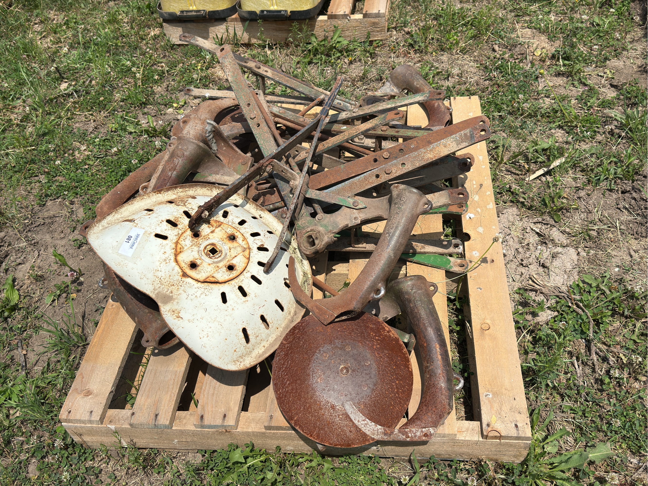 Lot image 3