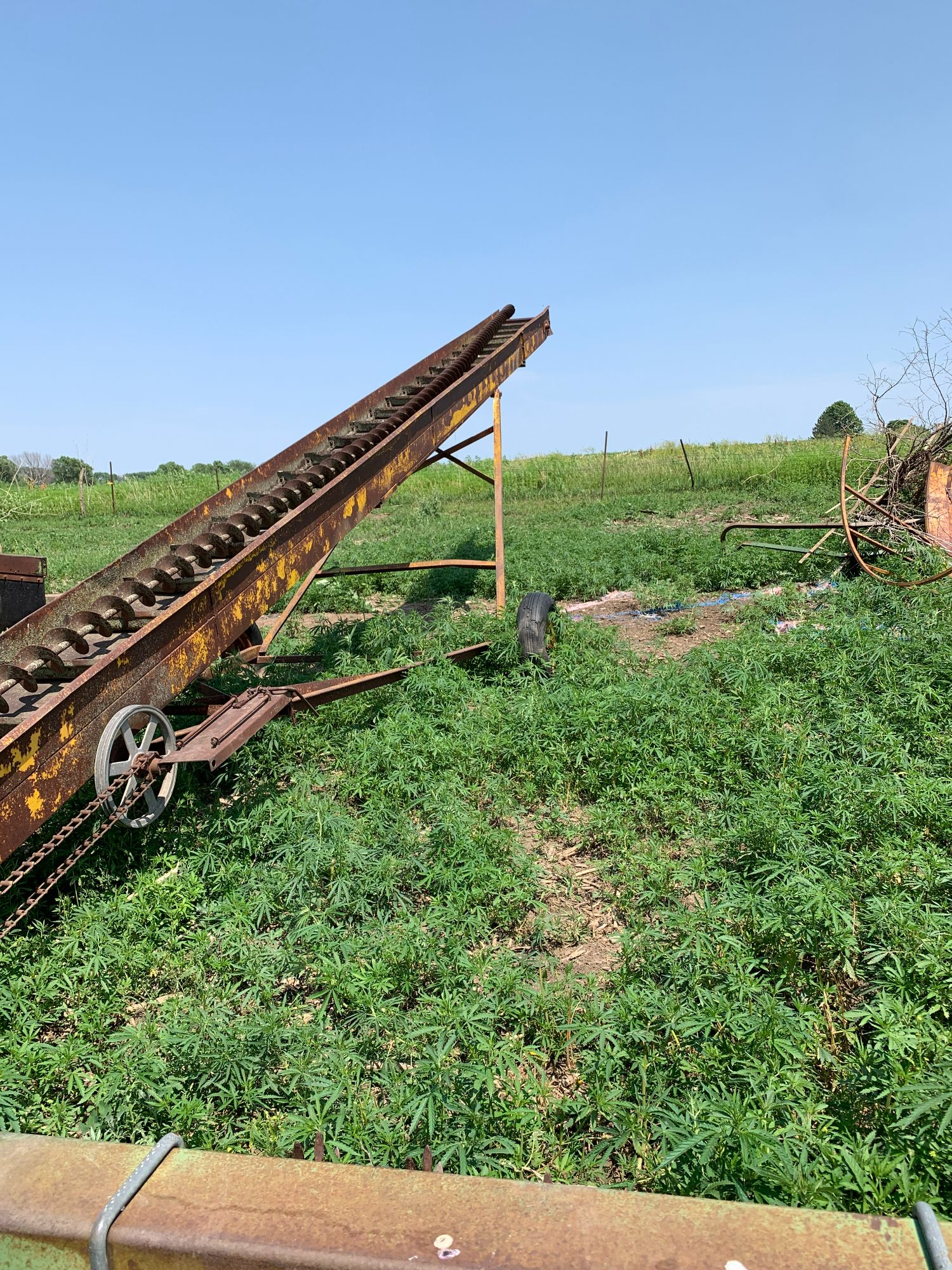 Lot image 8