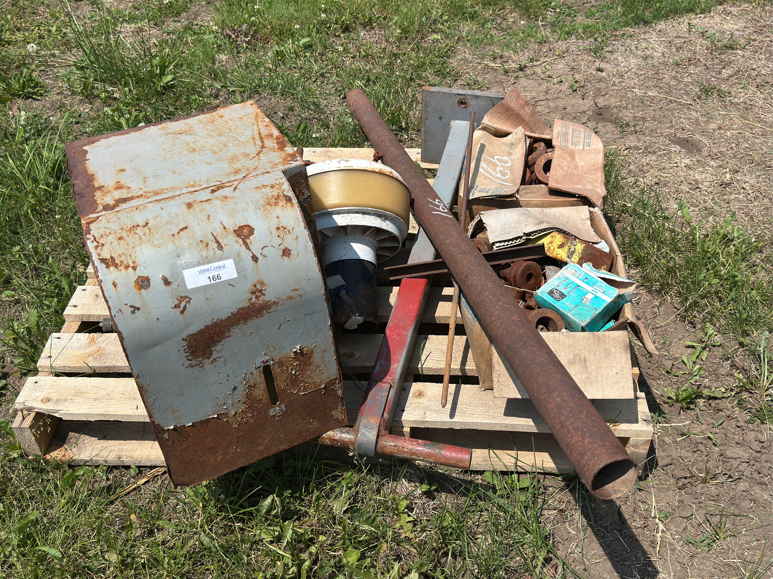 Lot image 1
