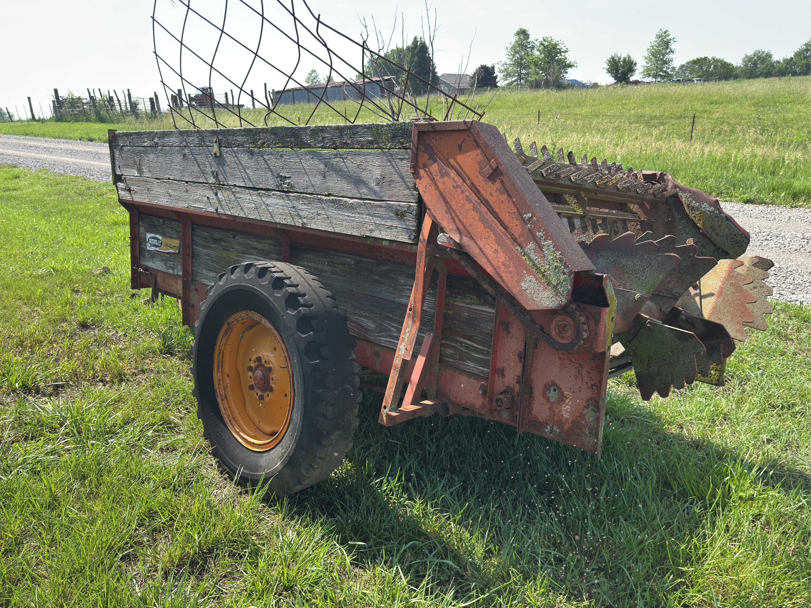 Lot image 8
