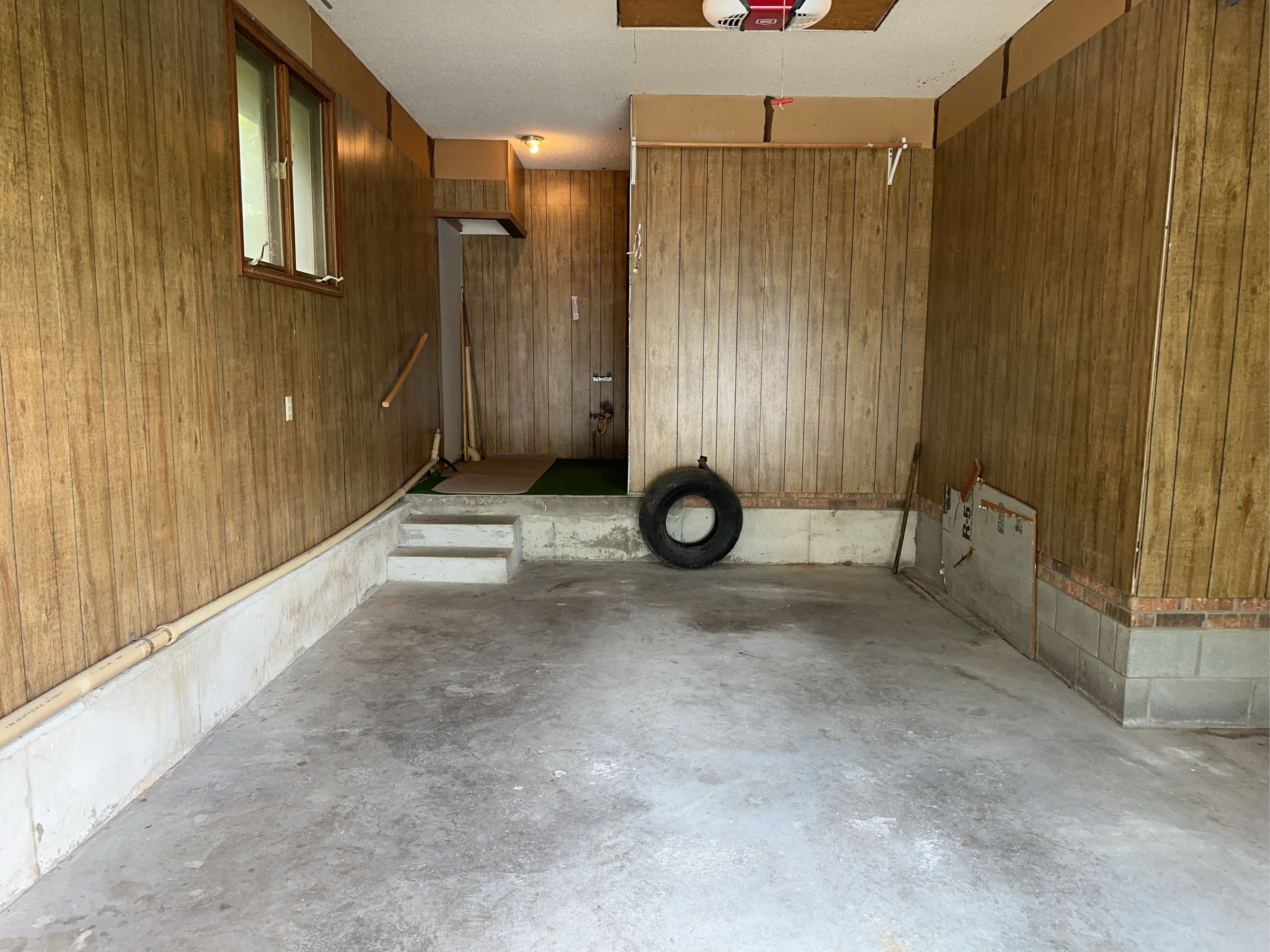 Lot image 112