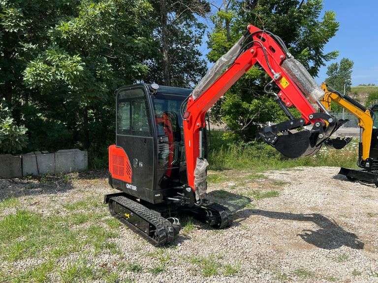 Mini Excavator  QNT50R image