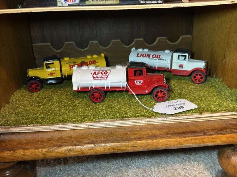 Ertl Diecast Tanker Truck Coin Banks: Pennzoil, APCO, Lion Oil image