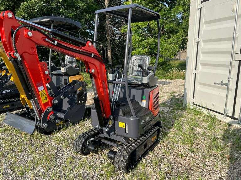 Mini Excavator  MX15RX image