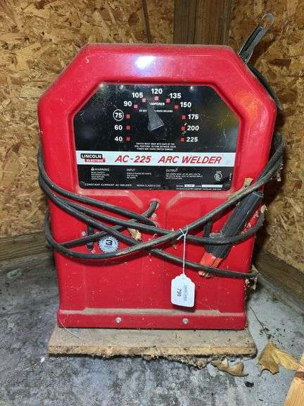 Lincoln Electric AC-225 Arc Welder image