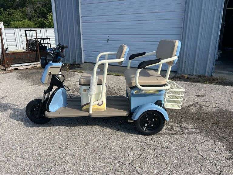 Electric tricycle  0