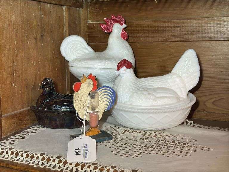 Decorative Chicken Dishes and Figurine image