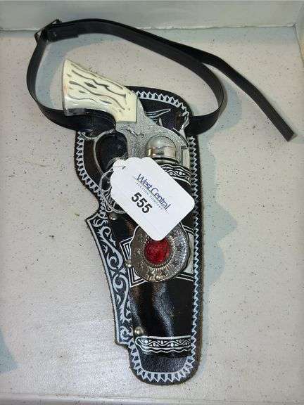 Toy Western Style Revolver with Holster image