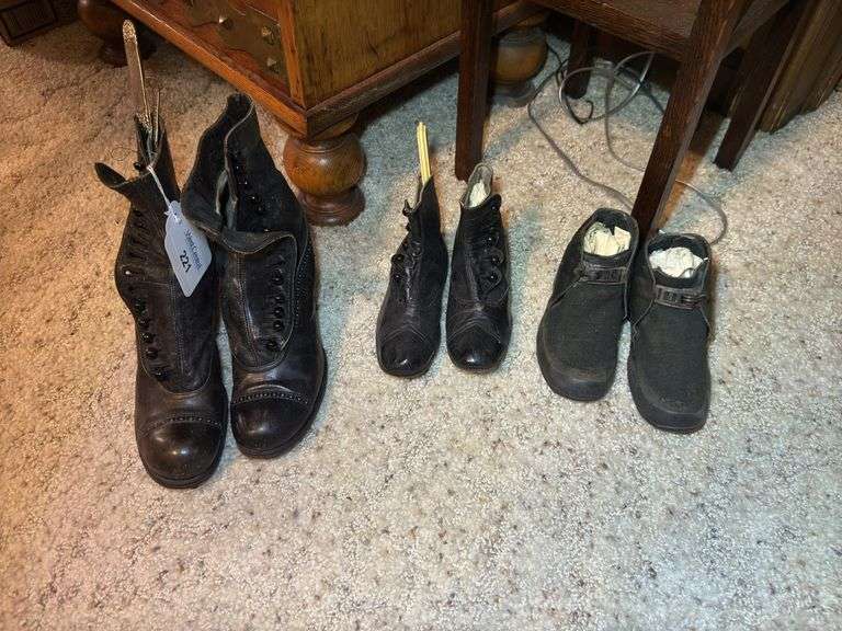 Ladies Black Button Up Boots & Childrens Shoes image