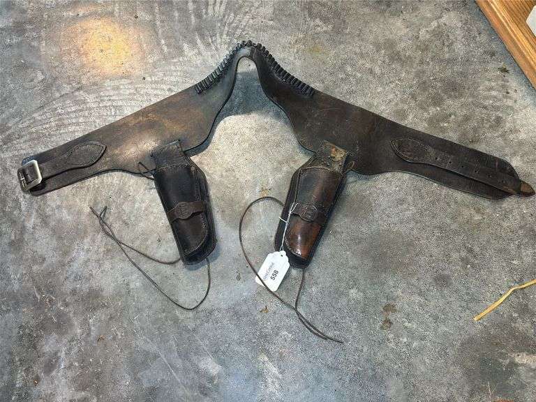 Western Double Holster Gun Belt, Approx 32-36 waist size image