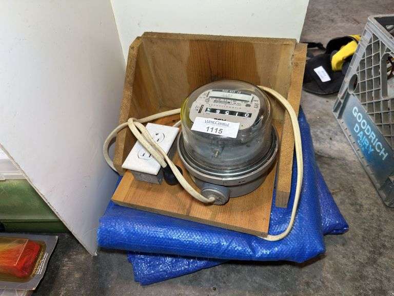 ABB Kilowatt Hour Meter with Outlet image
