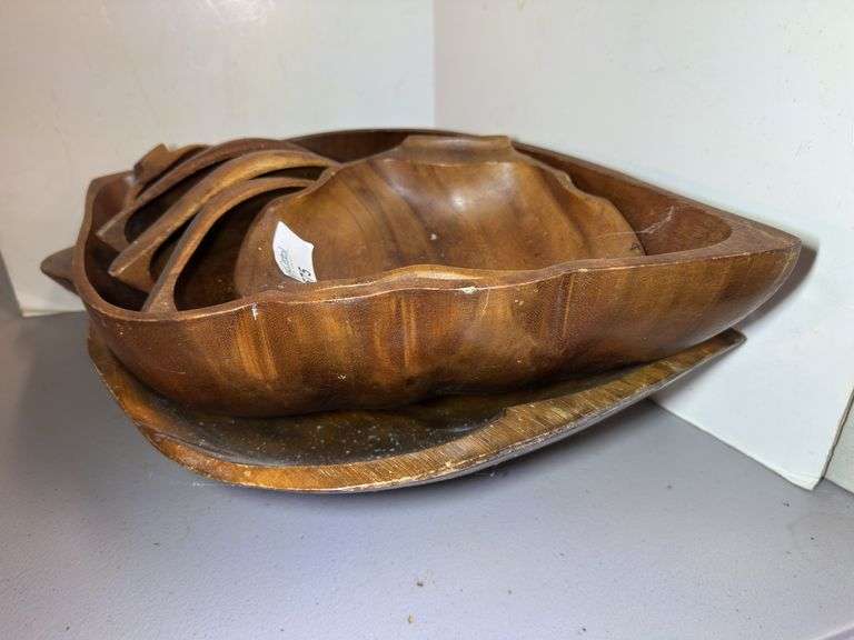 Set of Wooden Leaf Shaped Bowls image