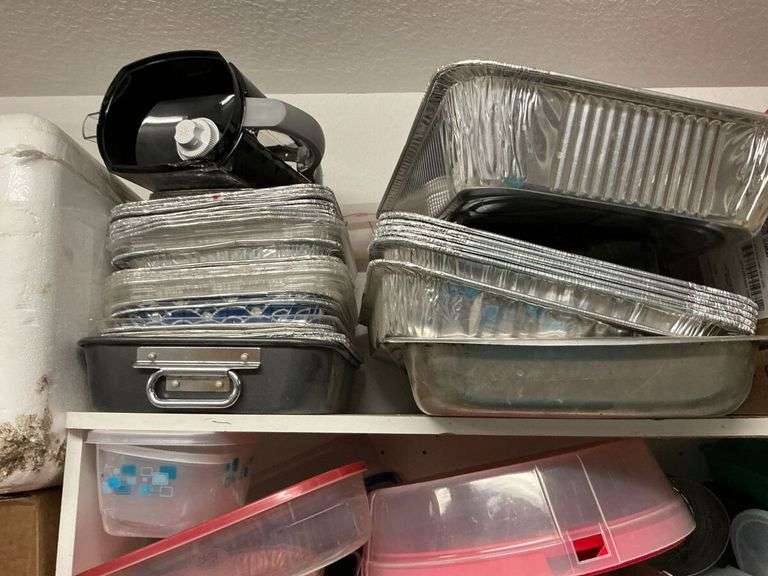 Large Lot of Kitchen and Baking Supplies image
