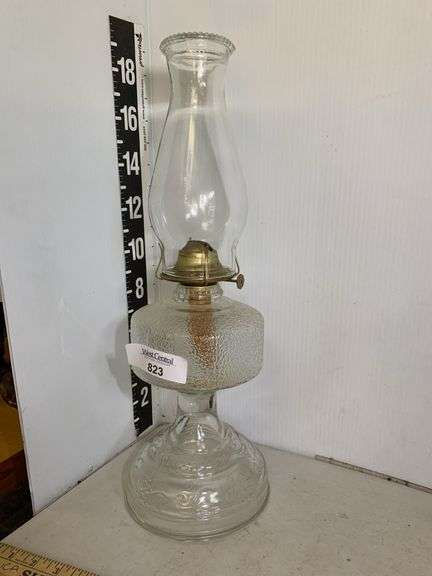 Eagle Glass Kerosene Lamp image