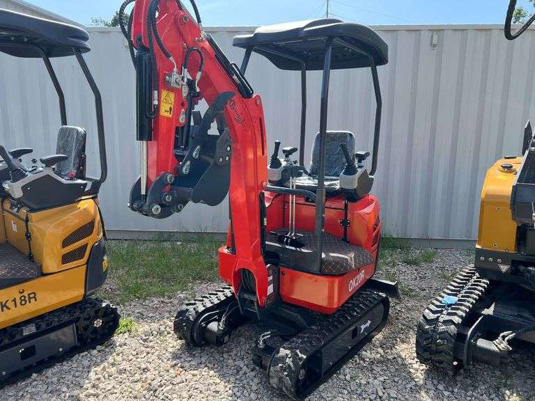 Mini Excavator  QK20R image