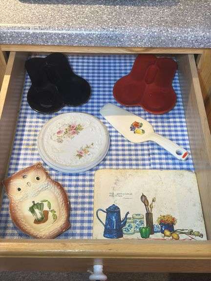 Assorted Kitchen Serving Pieces: Trivets, Hot Plate, Spreader, and Owl Spoon Rest image