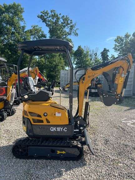 Mini Excavator  QK18Y-C image