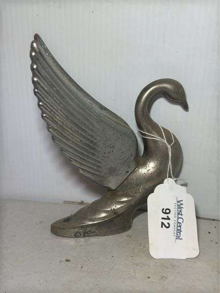 Swan Hood Ornament image