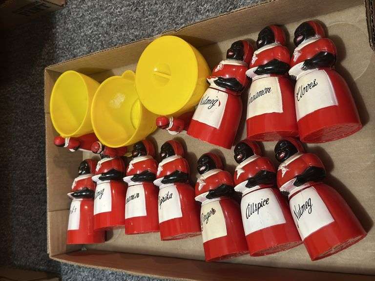 Aunt Jemima Spice Shakers, and Sugar & Creamer image