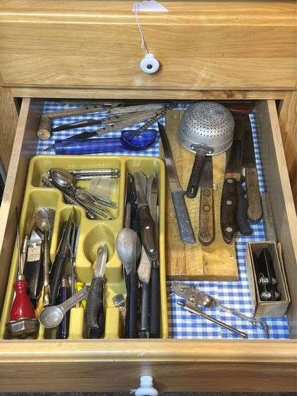 Kitchen Utensils image