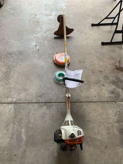 Stihl FS 46 Weed Eater with Extra Line image